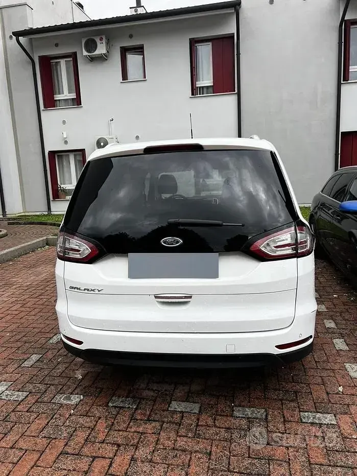 Usata Ford Galaxy 150 CV (110 kW) 2016 Bianco Monovolume