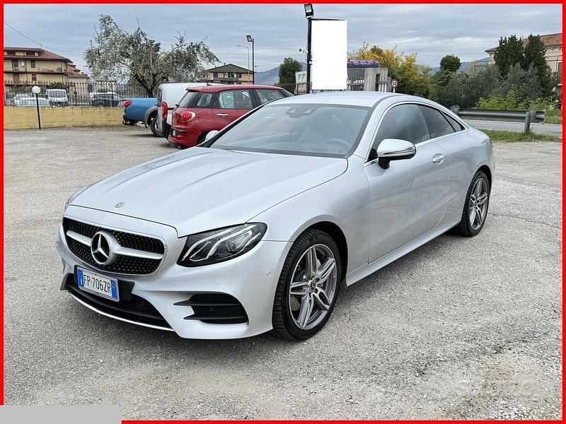 Usata Mercedes E220 AMG 194 CV (142 kW) 2018 Grigio Coupé