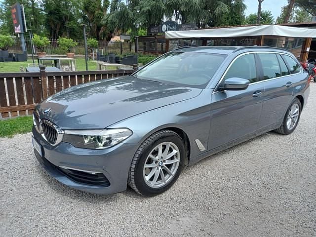 Grigio Usata 2018 BMW 520 Station wagon | 19.950 € (Super prezzo) - Immagine 1/4