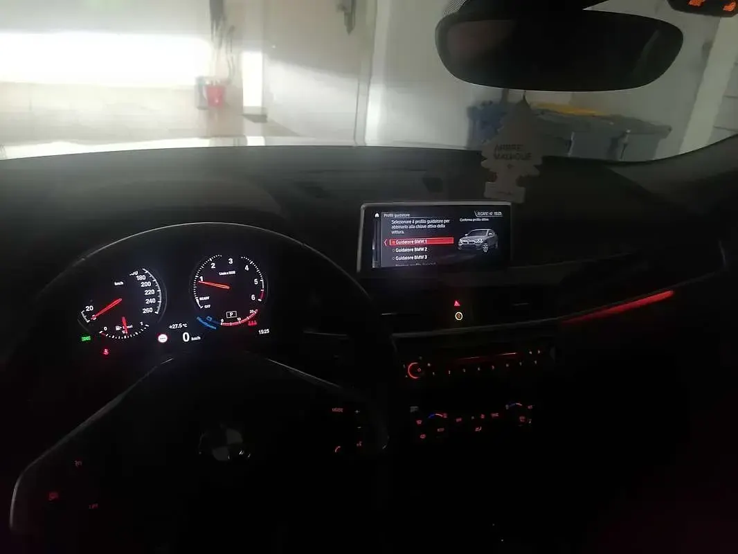 Usata BMW X2 150 CV (110 kW) 2020 Nero SUV