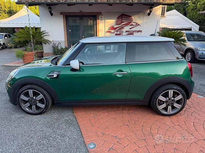 Usata Mini ONE 102 CV (75 kW) 2020 Verde Utilitaria
