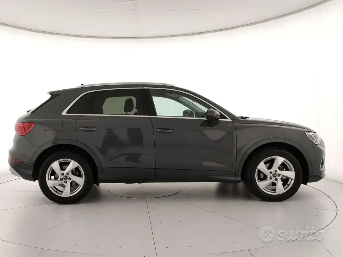 Usata Audi Q3 Advanced 150 CV (110 kW) 2025 Grigio SUV