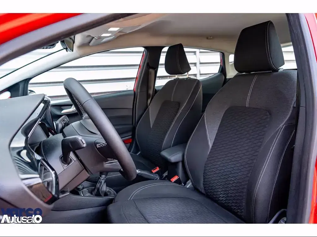 Usata Ford Fiesta Titanium 75 CV (55 kW) 2023 Rosso Utilitaria