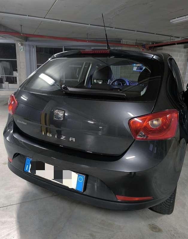 Usata Seat Ibiza Style 90 CV (66 kW) 2011 Berlina
