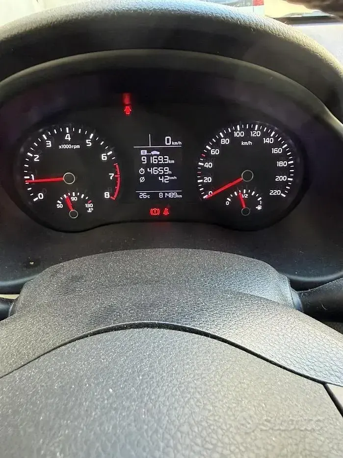 Usata Kia Rio 84 CV (61 kW) 2020 Bianco Berlina