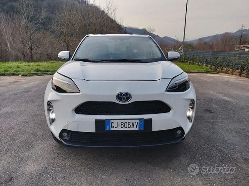 Usata Toyota Yaris Cross Business Edition 116 CV (85 kW) 2022 Bianco SUV