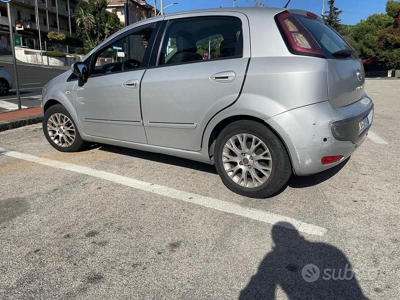 Usata Fiat Punto Evo 2010 Grigio Utilitaria