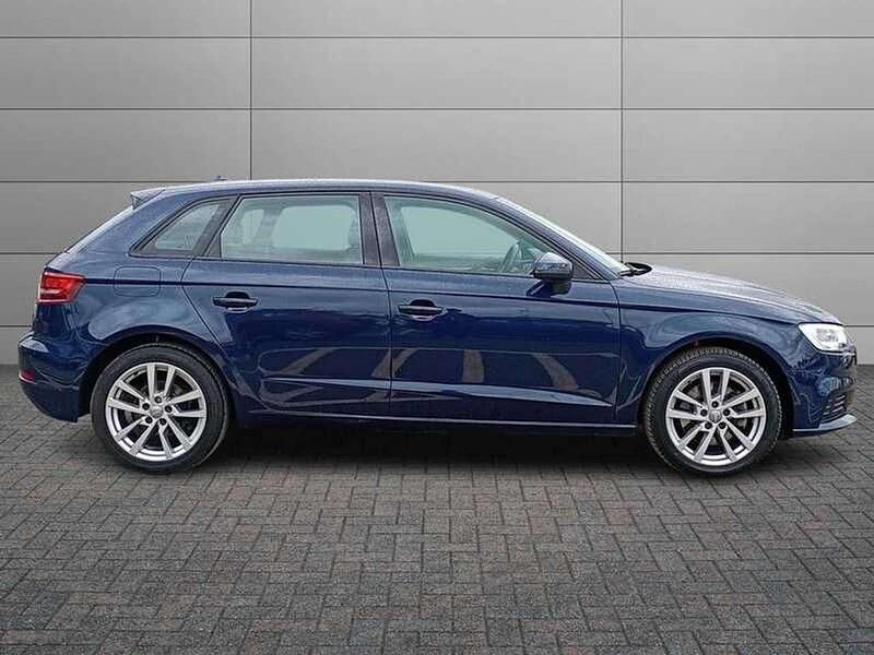 Usata Audi A3 Sportback Business 184 CV (135 kW) 2017 Grigio Utilitaria