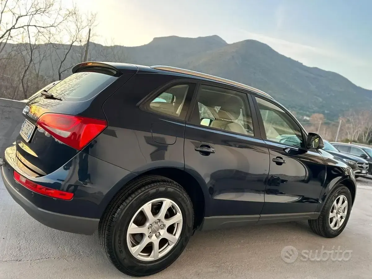 Usata Audi Q5 170 CV (125 kW) 2010 Blu SUV