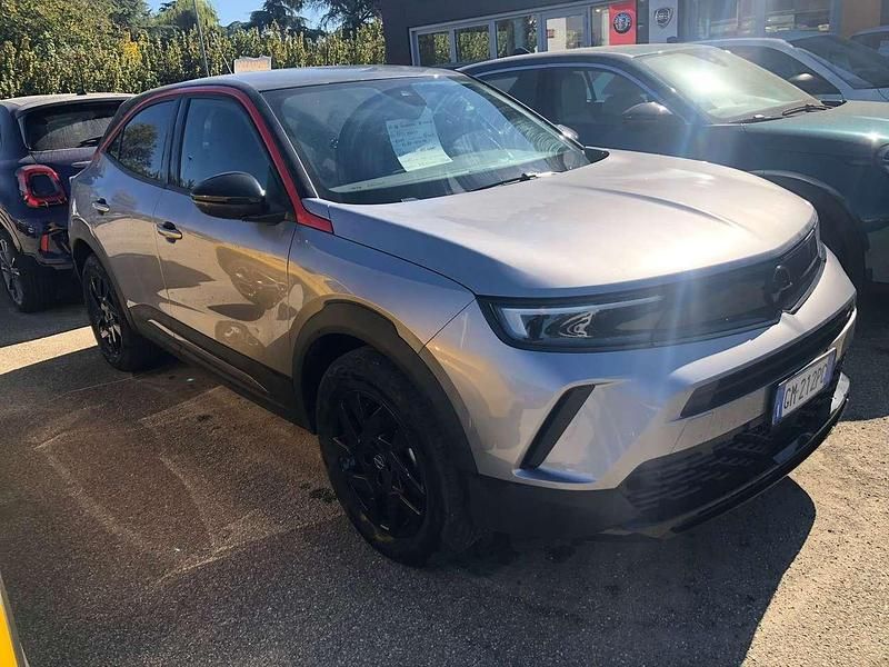 Usata Opel Mokka GS Line 101 CV (74 kW) 2023 Grigio SUV