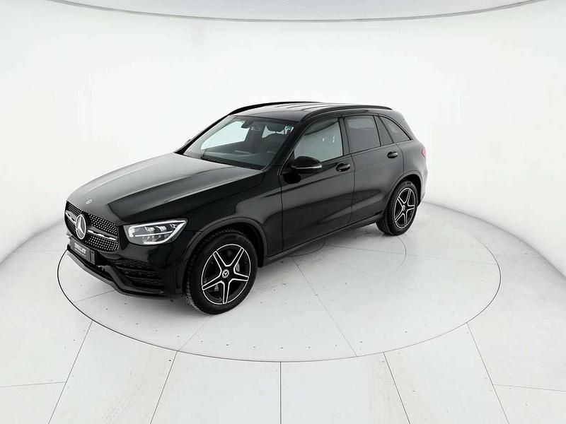 Usata Mercedes GLC200 Premium 163 CV (119 kW) 2022 Nero SUV