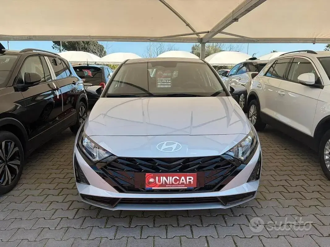 Neu Hyundai i20 100 PS (73 kW) 2026 Kleinwagen