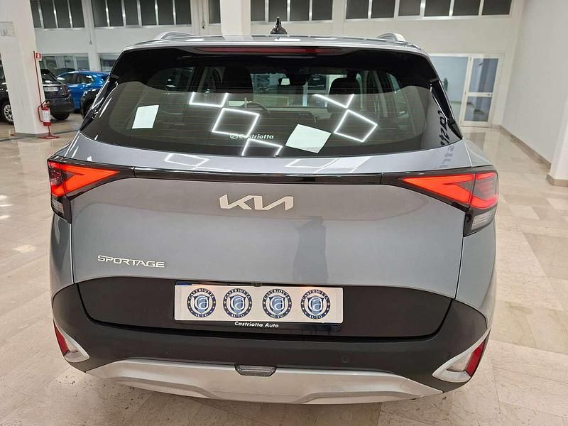 Usata Kia Sportage 136 CV (100 kW) 2023 Grigio SUV