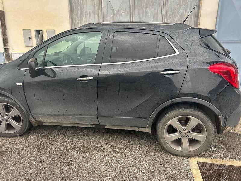 Usata Opel Mokka 116 CV (85 kW) 2016 Nero SUV