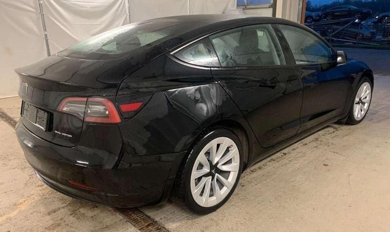 Usata Tesla Model 3 366 kW (498 CV) 2021 Nero Berlina