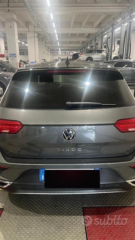 Usata VW T-Roc Style 110 CV (80 kW) 2021 Grigio SUV