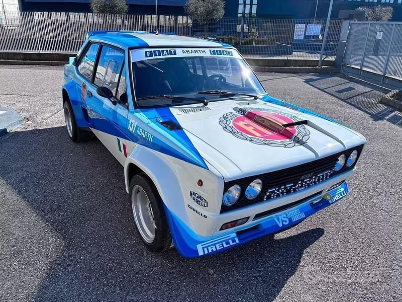 Usata Fiat 131 Abarth 120 CV (88 kW) 1982 Bianco Berlina