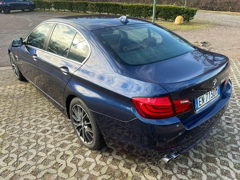 Usata BMW 525 M Sport 218 CV (160 kW) 2012 Blu/azzurro Berlina