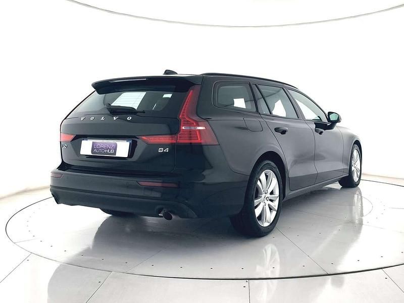 Usata Volvo V60 Business Edition 197 CV (144 kW) 2021 Nero metallizzato Station wagon