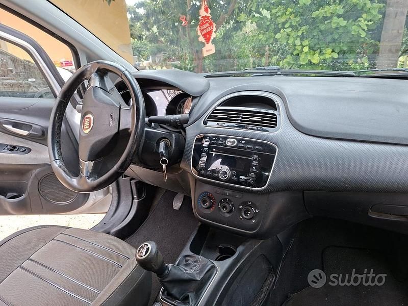 Usata Fiat Punto 2011 Grigio Utilitaria