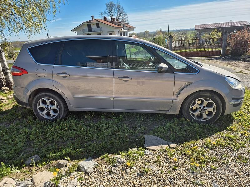 Usata Ford S-MAX S 163 CV (119 kW) 2010 Monovolume