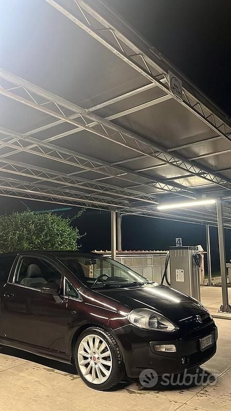 Usata Fiat Punto Evo Sport 90 CV (66 kW) 2010 Nero Utilitaria