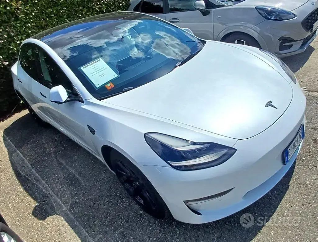 Usata Tesla Model 3 152 kW (208 CV) 2022 Bianco Berlina
