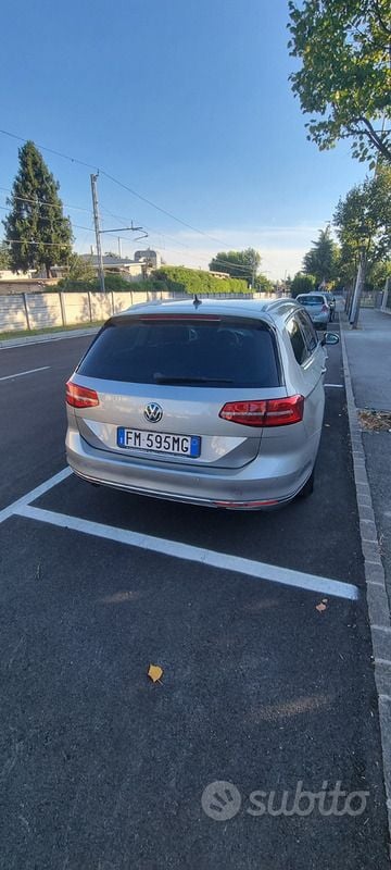 Usata VW Passat Executive 190 CV (139 kW) 2017 Grigio Station wagon