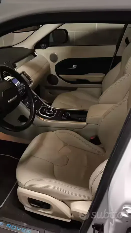 Usata Land Rover Range Rover evoque Pure 241 CV (177 kW) 2012 Bianco SUV