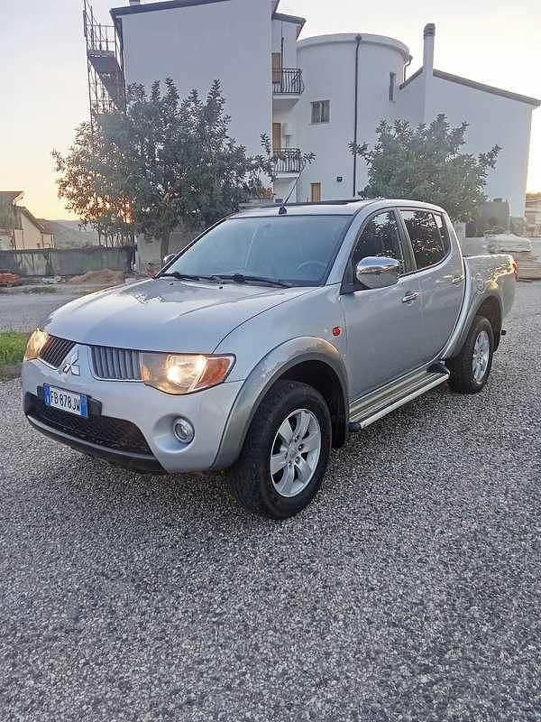 Usata Mitsubishi L200 Intense 136 CV (100 kW) 2006 Pick-up