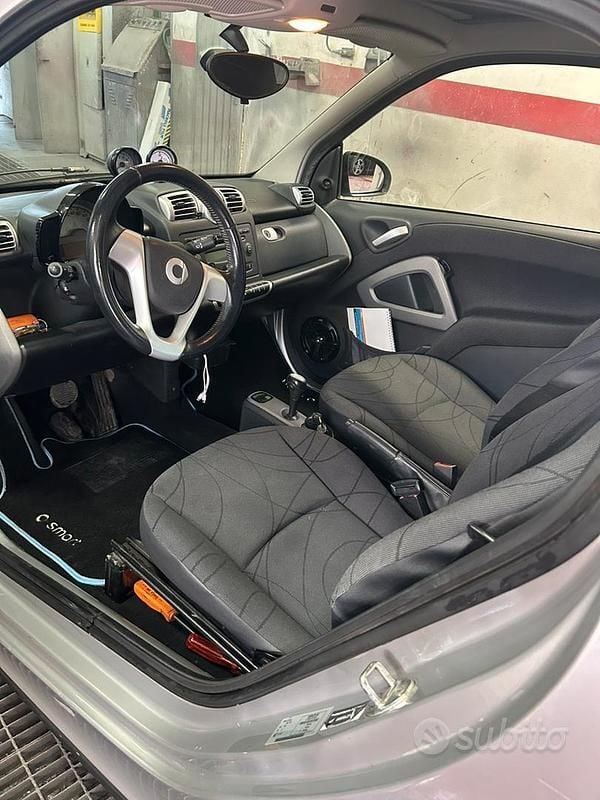 Usata Smart ForTwo Coupé 71 CV (52 kW) 2010 Bianco Coupé