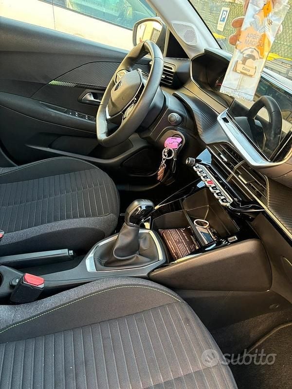 Usata Peugeot 208 Active 75 CV (55 kW) 2024 Bianco Utilitaria