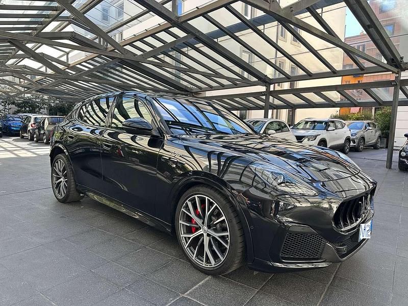 Begagnad Maserati Grecale 530 HK (389 kW) 2024 Svart SUV
