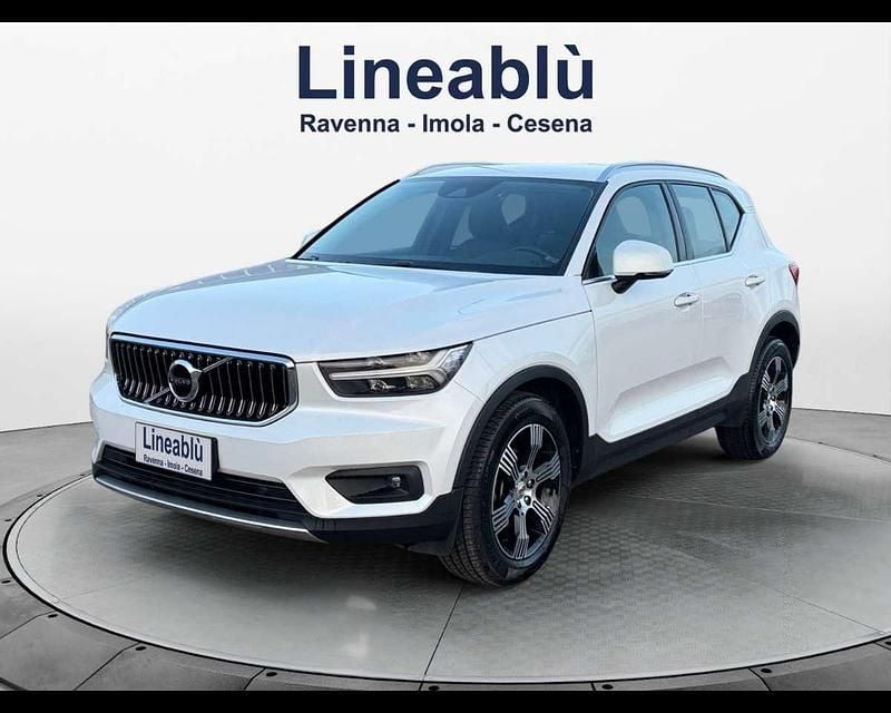 Bianco Usata 2018 Volvo XC40 Inscription SUV | 22.900 € (Buon prezzo) - Immagine 1/4