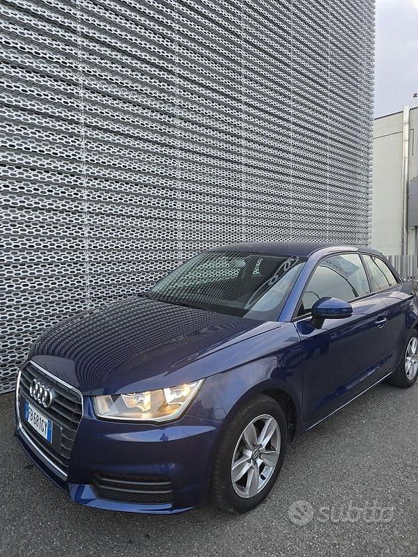 Usata Audi A1 95 CV (69 kW) 2015 Blu/azzurro Utilitaria