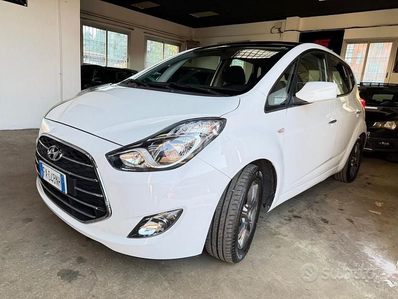 Usata Hyundai i20 125 CV (91 kW) 2019 Bianco Utilitaria