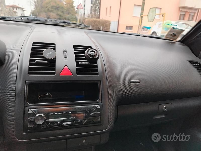 Usata VW Lupo 75 CV (55 kW) 2000 Nero Utilitaria
