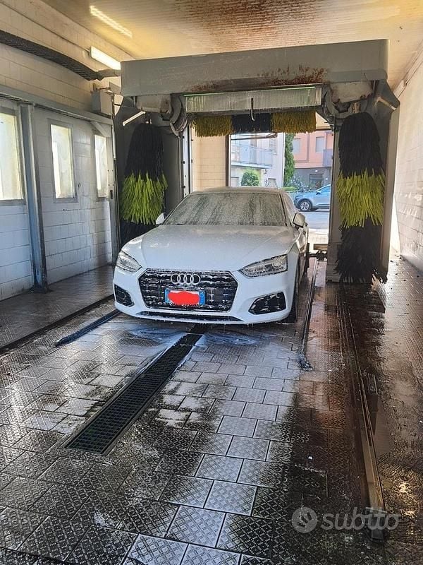 Bianco Usata 2017 Audi A5 Sport Tre volumi | 19.000 € (Buon prezzo) - Immagine 1/4