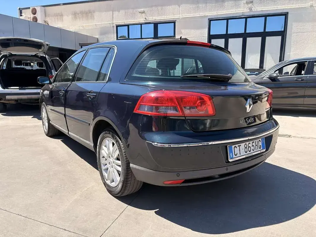 Usata Renault Vel Satis Expression 150 CV (110 kW) 2005 Utilitaria