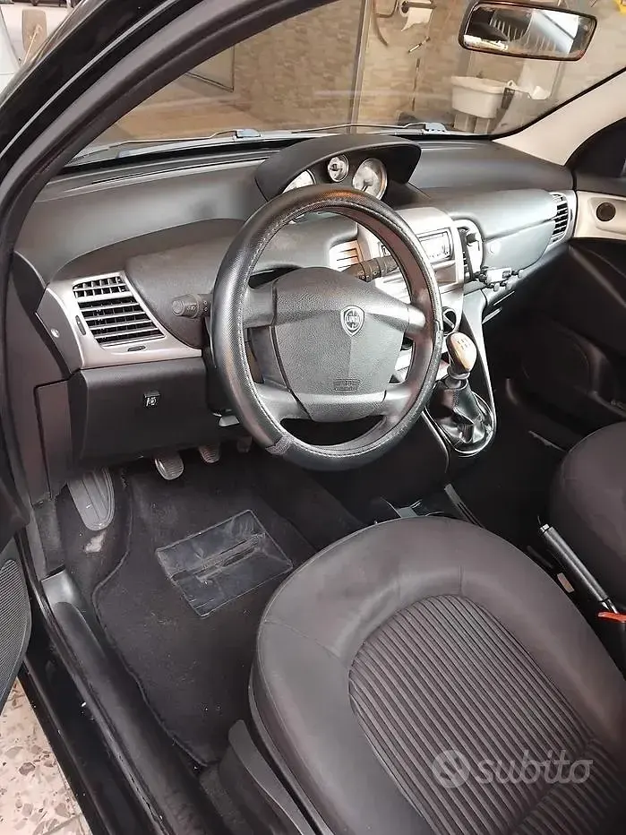 Usata Lancia Ypsilon Platinum 77 CV (56 kW) 2009 Utilitaria