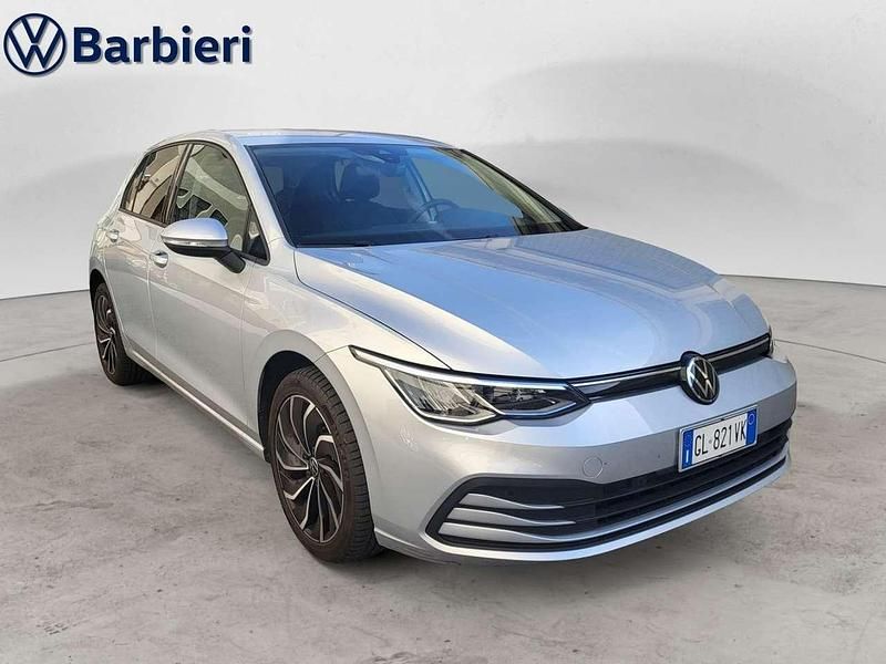 Brugt VW Golf VIII Life 110 HK (80 kW) 2023 Sølv Hatchback