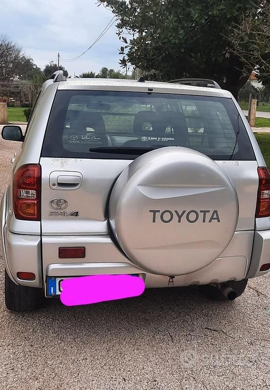 Usata Toyota RAV4 2004 Grigio Berlina