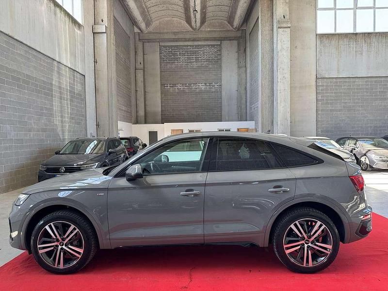 Usata Audi Q5 Sportback S-Line 204 CV (150 kW) 2022 Grigio chronos metallizzato SUV