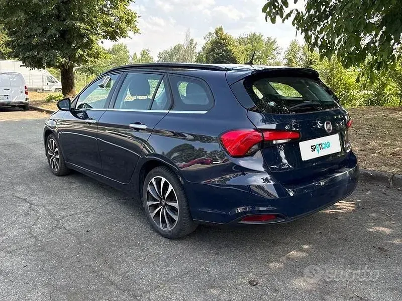 Usata Fiat Tipo Lounge 95 CV (69 kW) 2016 Blu Station wagon