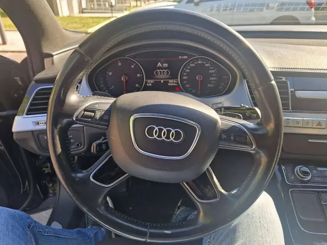 Usata Audi A8 Comfort 258 CV (189 kW) 2016 Berlina