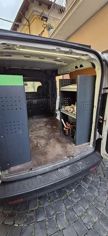 Usata Opel Combo 90 CV (66 kW) 2012 Monovolume