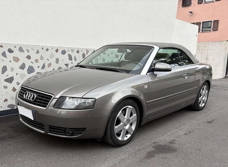 Usata Audi A4 Cabriolet Ambiente 163 CV (119 kW) 2003 Other Cabrio