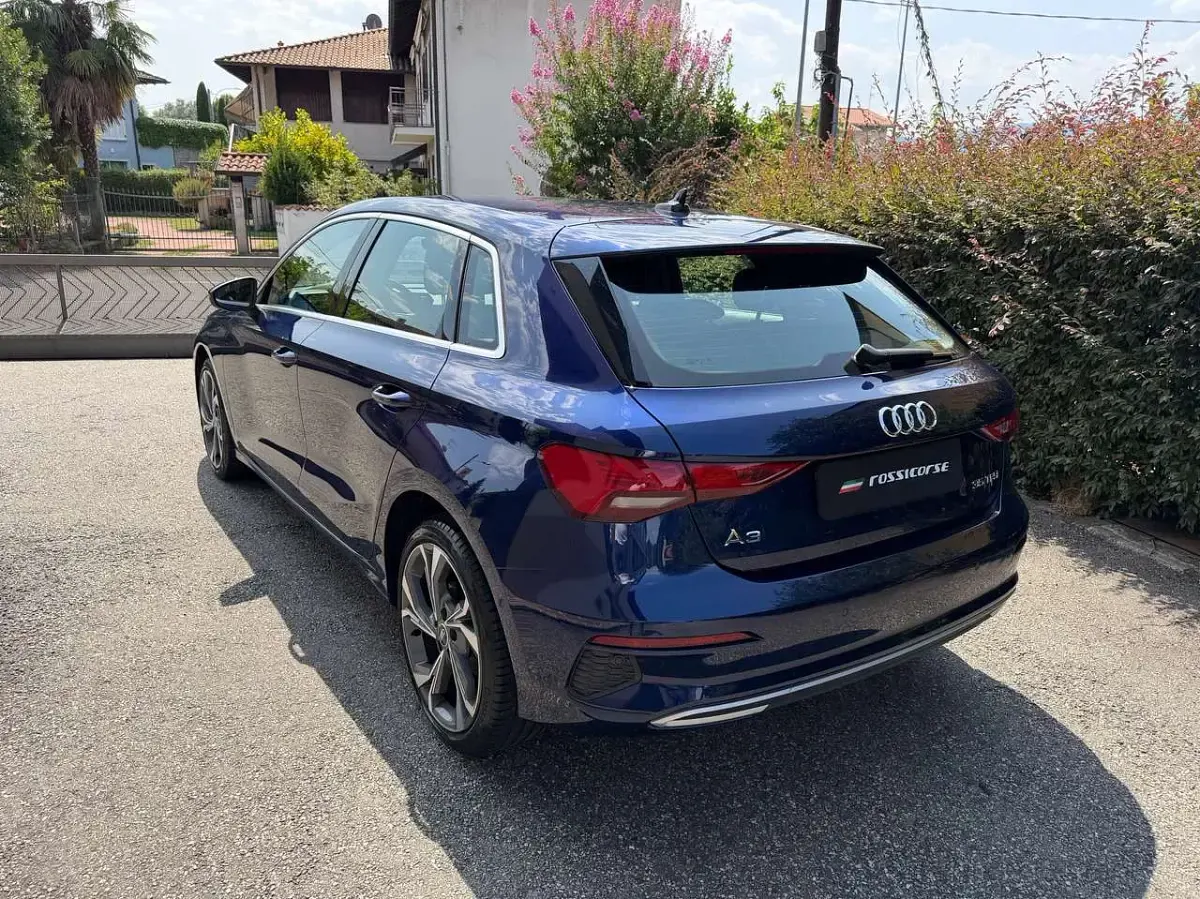 Usata Audi A3 S-Line 150 CV (110 kW) 2022 Blu/azzurro Berlina