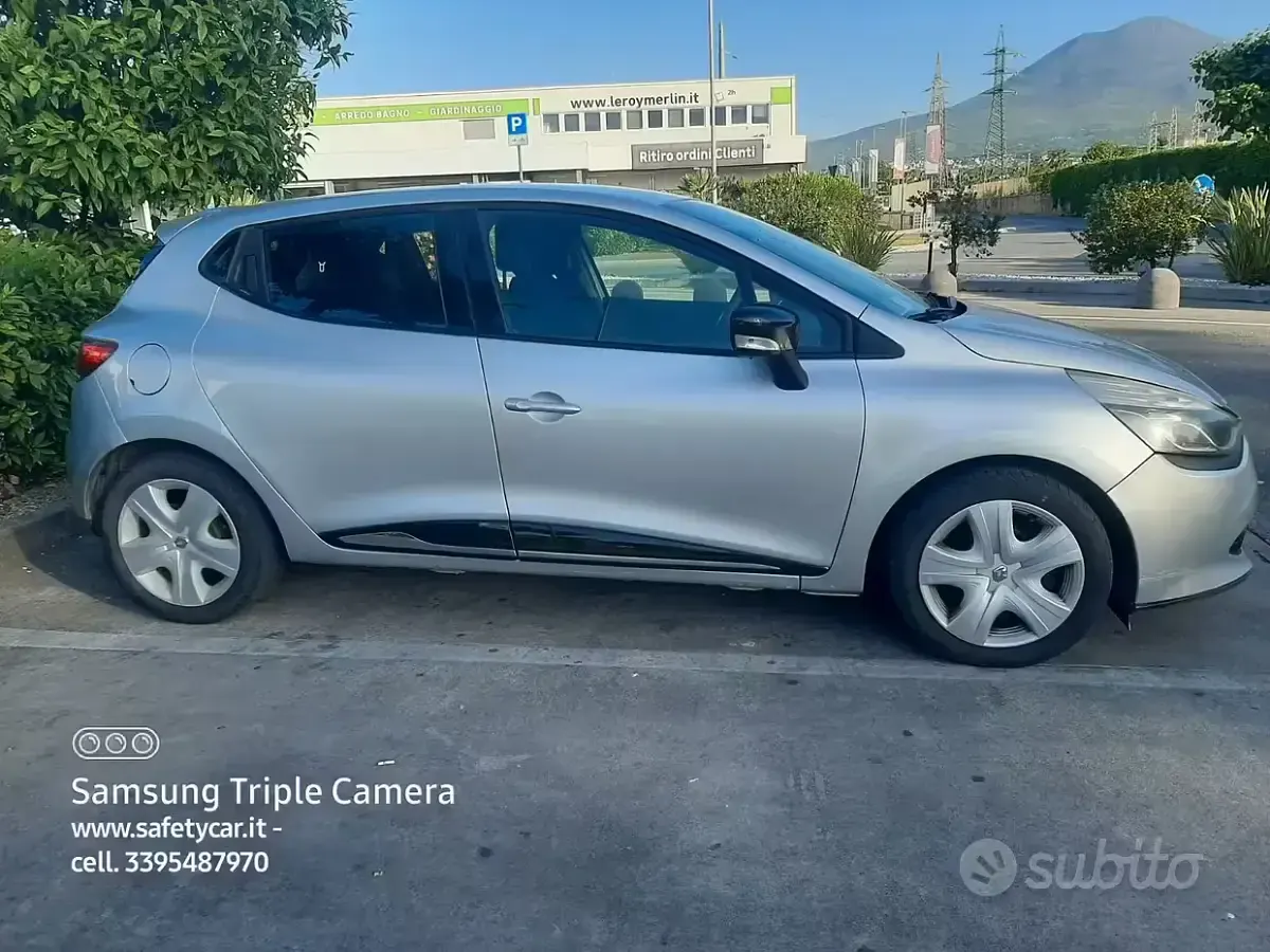 Usata Renault Clio IV 73 CV (53 kW) 2015 Grigio Berlina