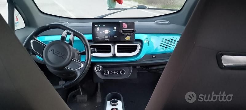 Usata XEV Yoyo 7 kW (10 CV) 2022 Bianco Utilitaria